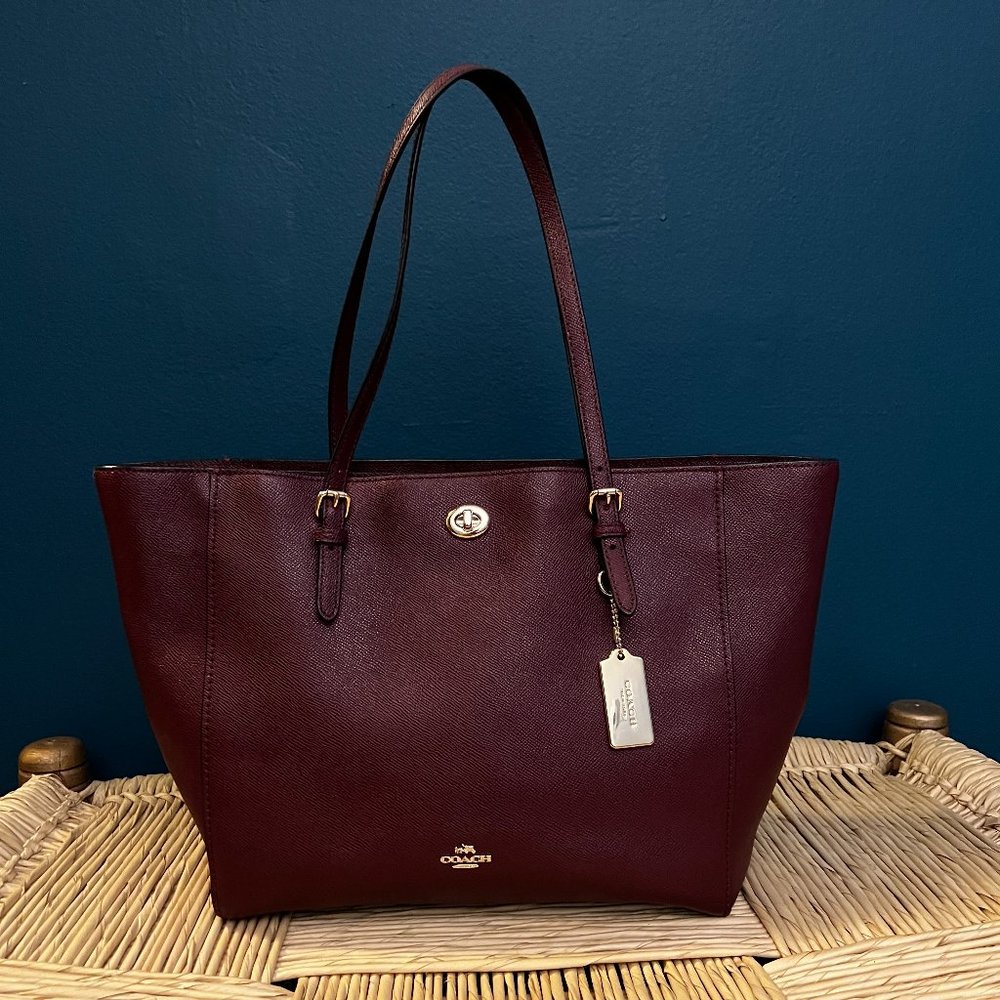 Coach Leather Burgundy Tote Bag